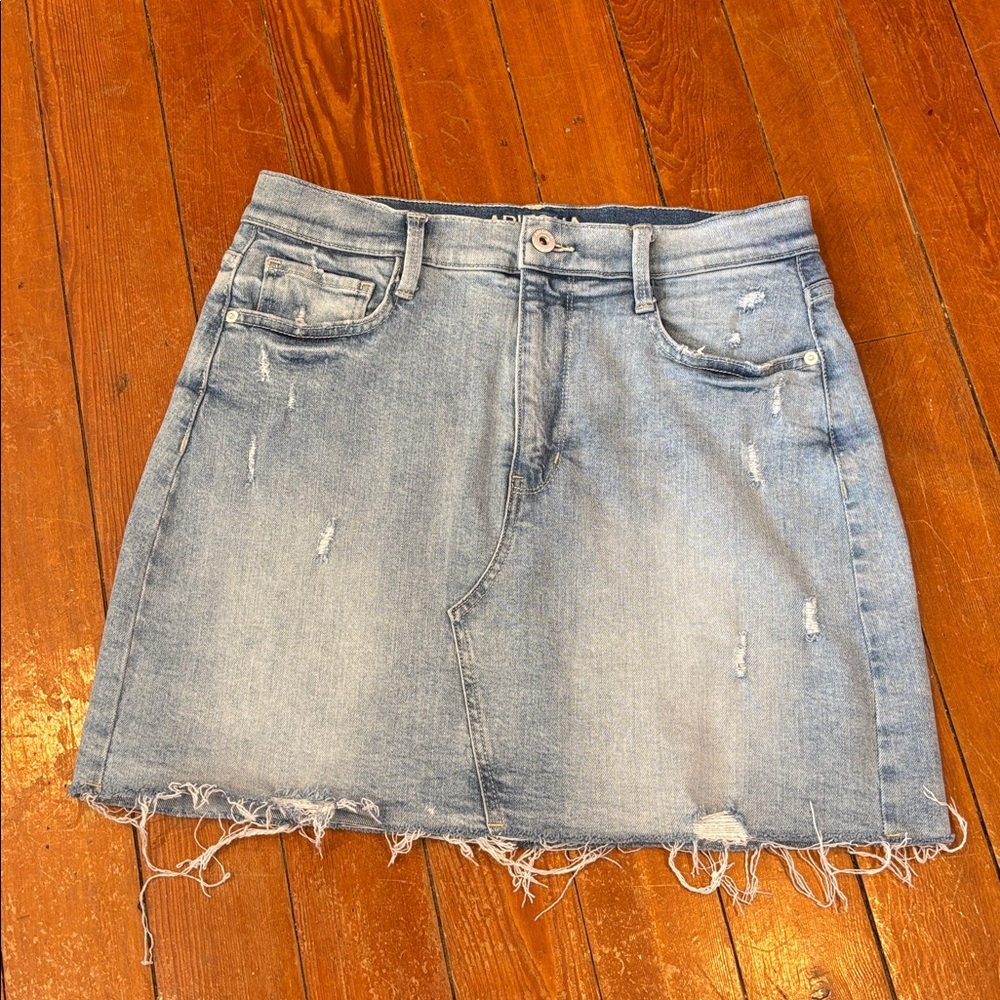 Light Wash Distressed Denim Mini Skirt Size 7